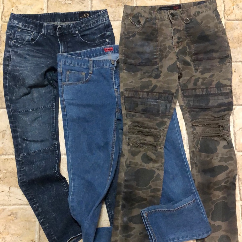 10 dollars for all waist 30 jeans